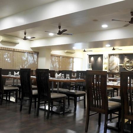 Hotel Sai Miracle Shirdi Extérieur photo