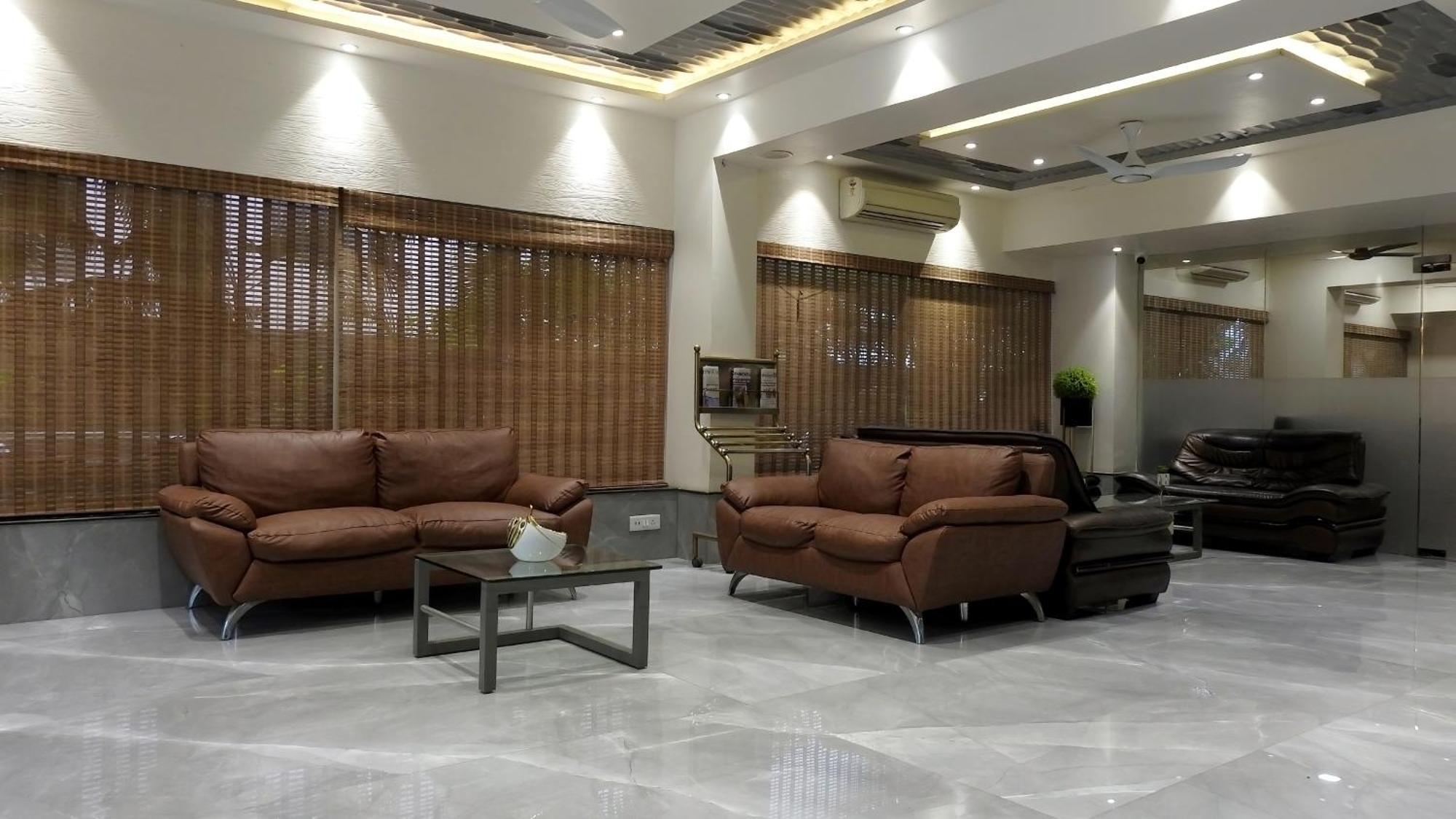 Hotel Sai Miracle Shirdi Extérieur photo