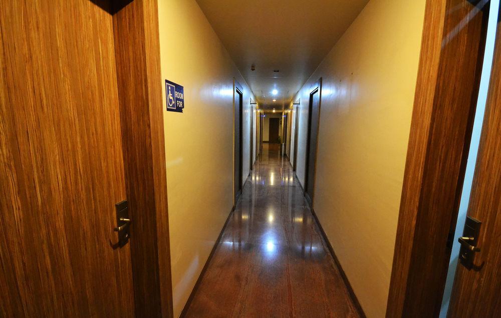 Hotel Sai Miracle Shirdi Extérieur photo