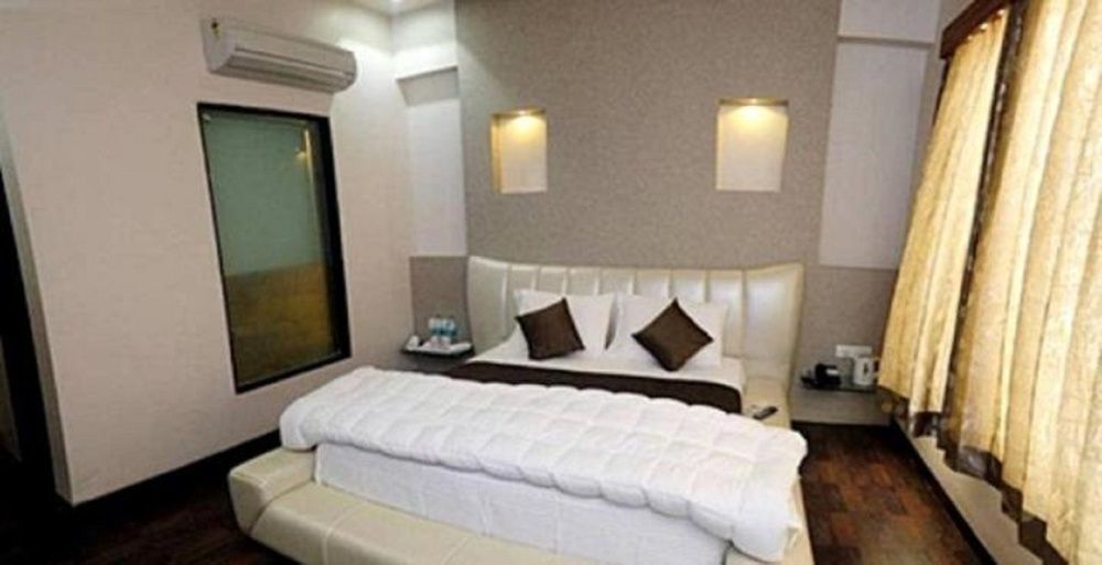 Hotel Sai Miracle Shirdi Extérieur photo