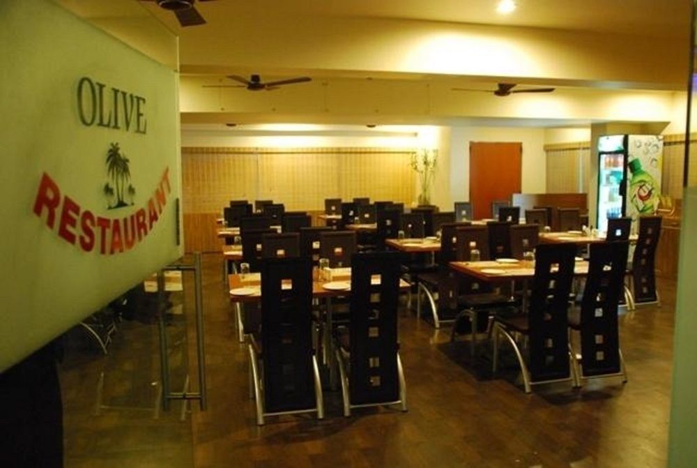 Hotel Sai Miracle Shirdi Extérieur photo