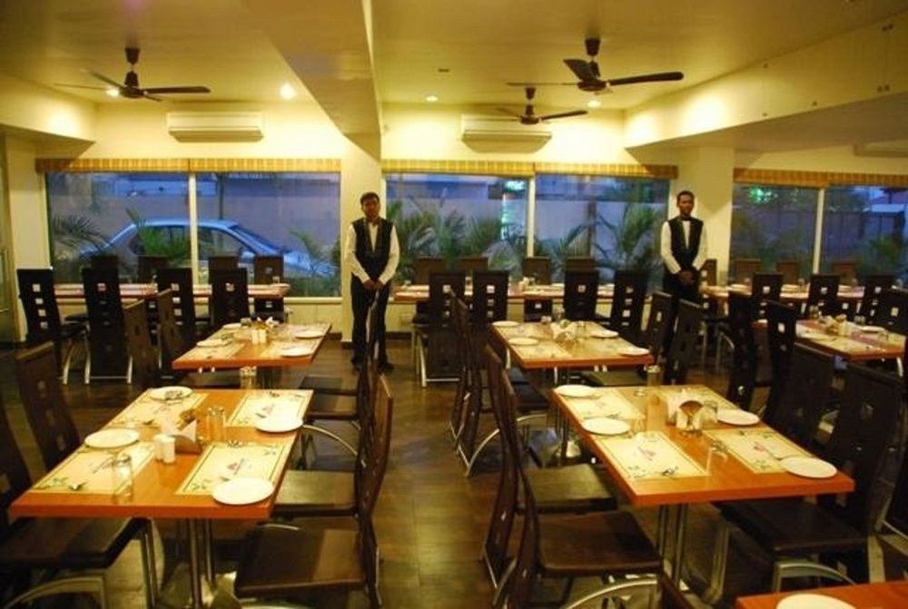 Hotel Sai Miracle Shirdi Extérieur photo
