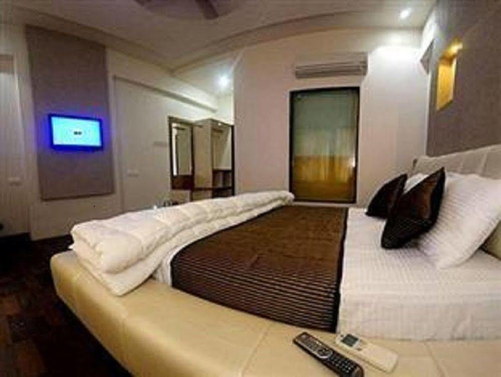 Hotel Sai Miracle Shirdi Extérieur photo
