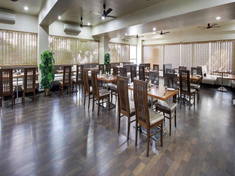 Hotel Sai Miracle Shirdi Extérieur photo